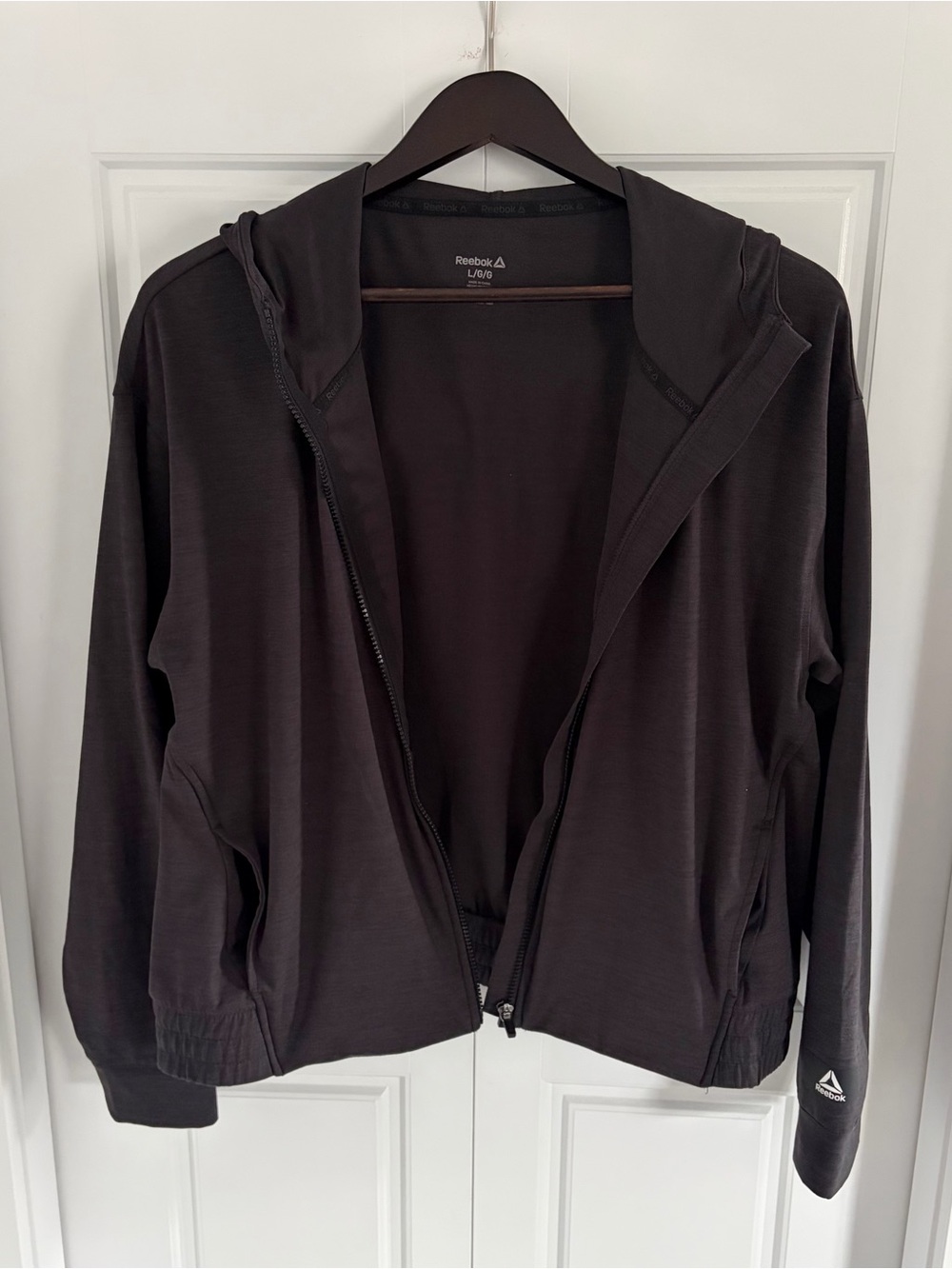 Reebok light jacket - Picture 3 of 8